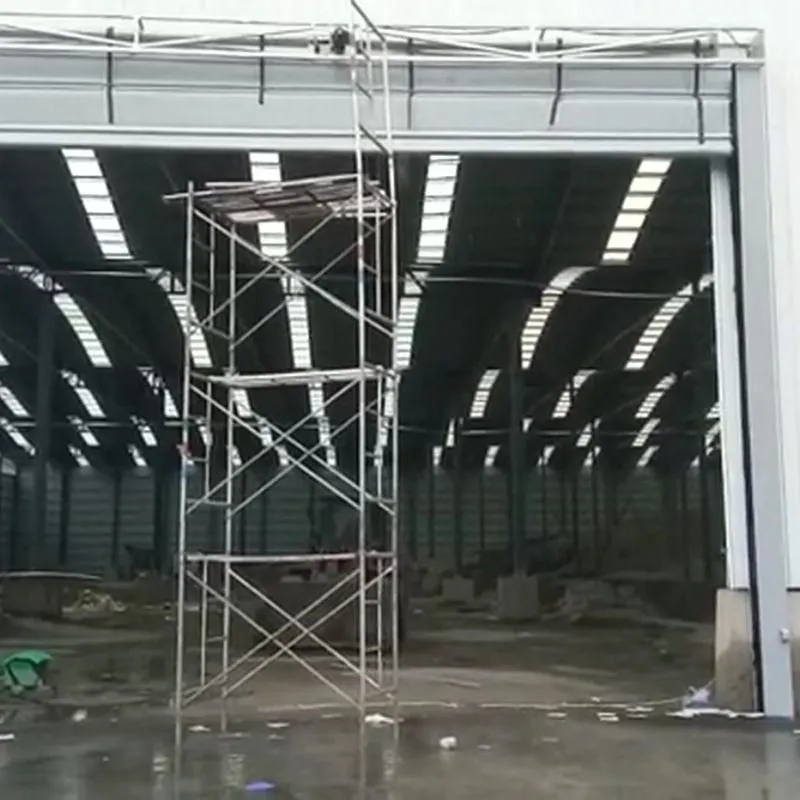Fast stacking door for underground garages